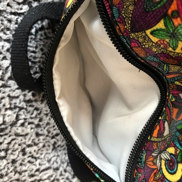 SOLD ‼️ Sakroots mini backpack and wallet - Picture 9 of 10